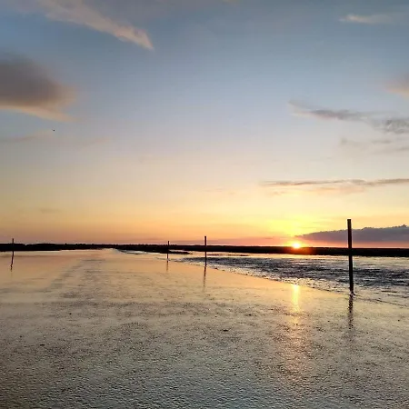 Maison De La Besliere Meuble De Tourisme 2 Etoiles Folligny