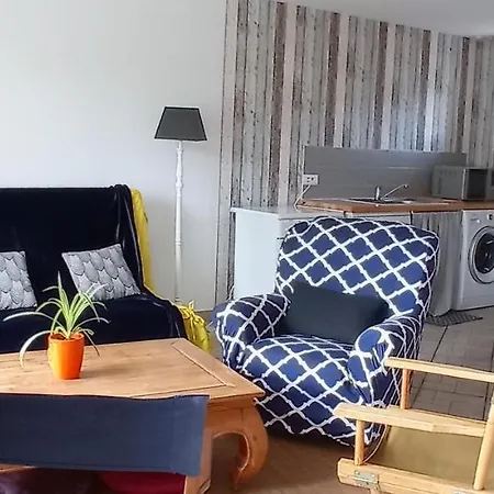 Maison De La Besliere Meuble De Tourisme 2 Etoiles * Folligny