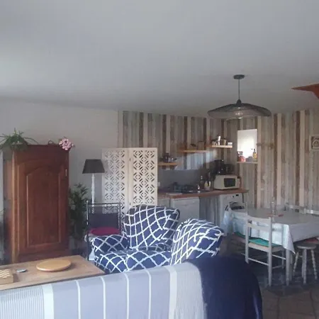 Maison De La Besliere Meuble De Tourisme 2 Etoiles Folligny