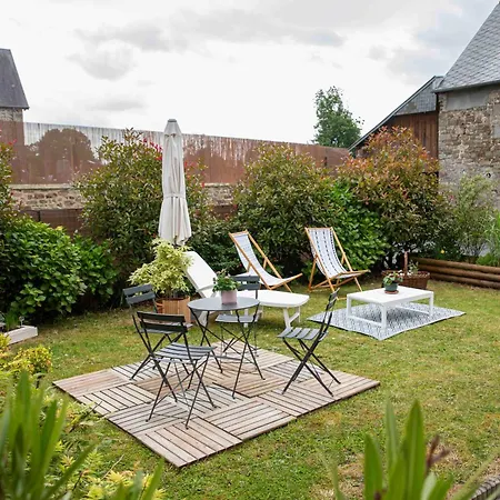 Semesterbostad Maison De La Besliere Meuble De Tourisme 2 Etoiles Folligny
