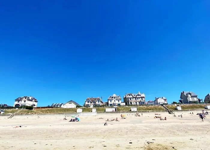 Hébergement de vacances Maison De La Besliere Folligny