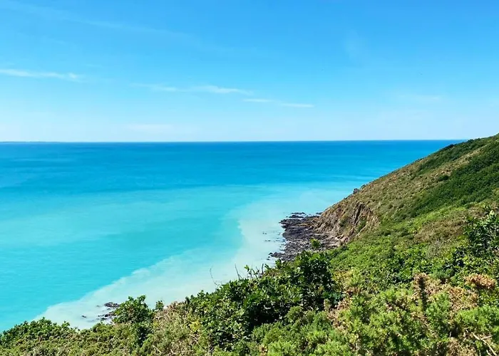 Maison De La Besliere * Folligny